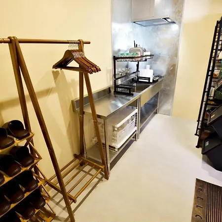 石垣赤瓦の家redroofishigaki Apartment Ishigaki  Exterior photo