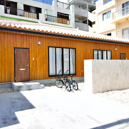 石垣赤瓦の家redroofishigaki Apartment Ishigaki  Exterior photo