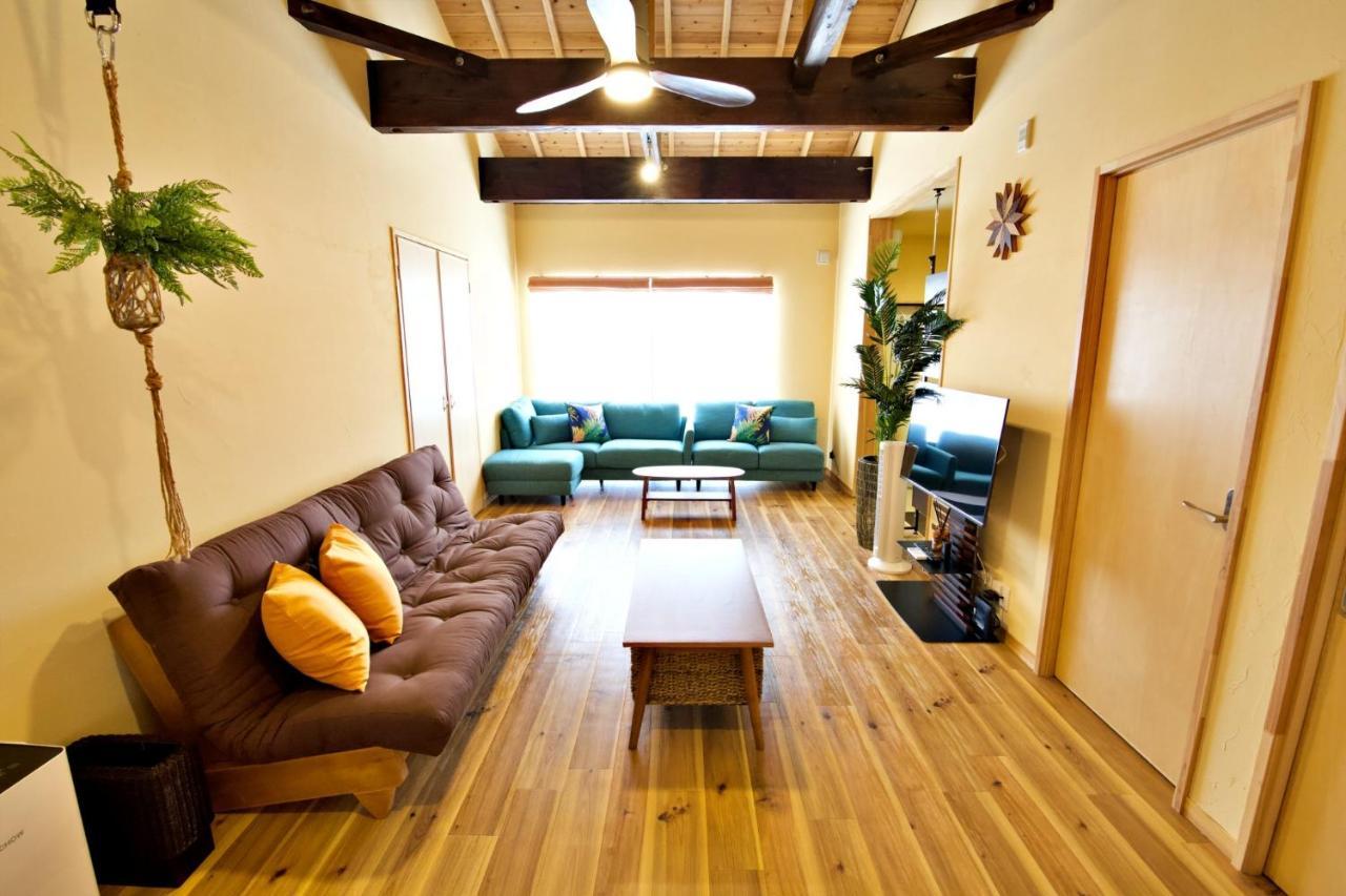 Apartment 石垣赤瓦の家redroofishigaki Ishigaki (Okinawa)